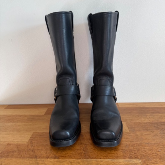Frye Women's Black Harness 12R Leather Boots 7 - Picture 4 of 9